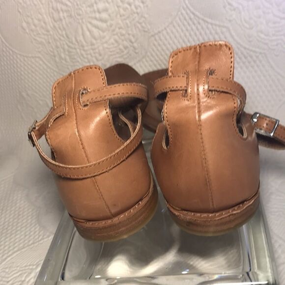 SIGERSON MORRISON tan ankle strap flat sandal 8 - Picture 4 of 7